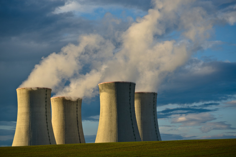 Nuclear power plants, covid experts and hydrogen