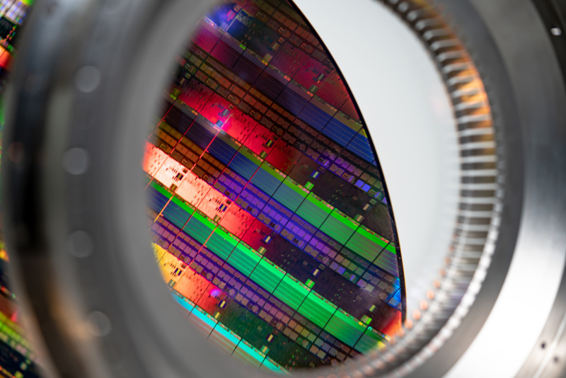 Intel steekt 17 miljard euro in Duitse chipfabrieken