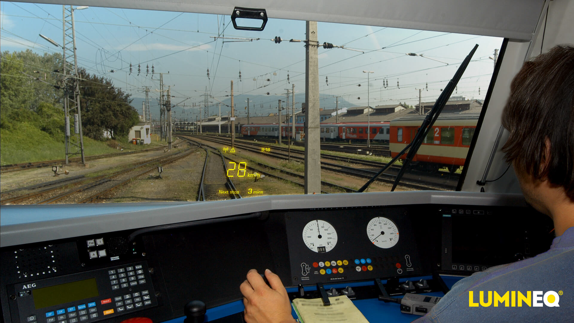 Advancing public transport driver safety with transparant HUDs from LUMINEQ