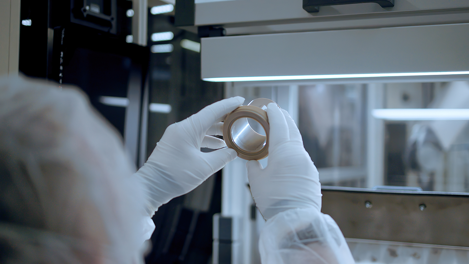 SYGEF Ultra wordt geproduceerd en verpakt onder ISO-klasse 7-cleanroomomstandigheden (klasse 10.000), binnen een speciaal ingerichte productieketen voor high-purity toepassingen. 